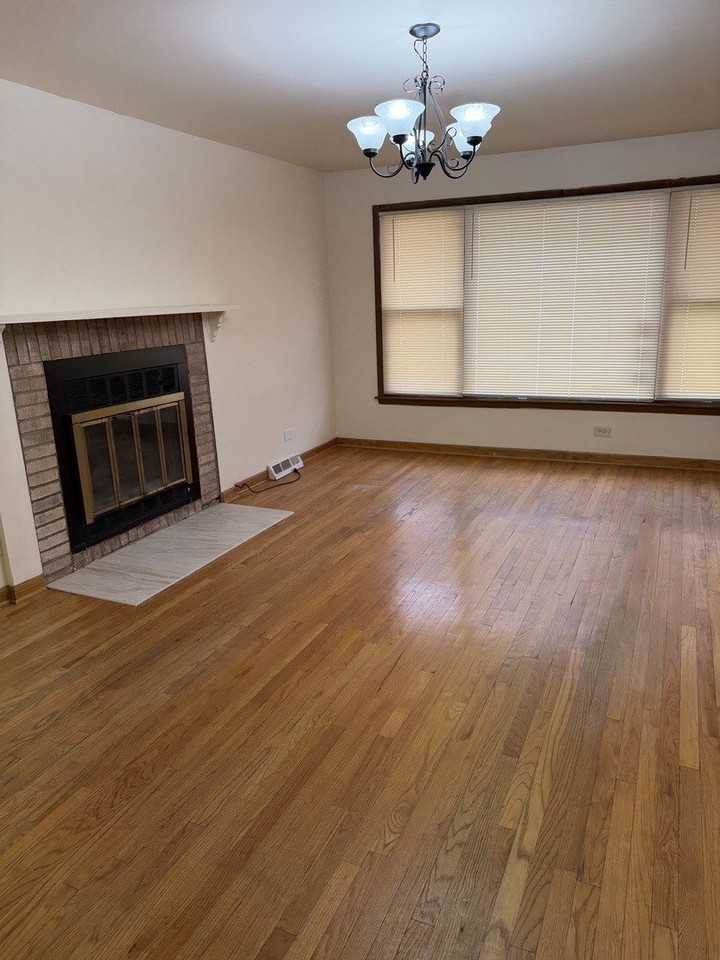 266 Madison Ave - Photo 2 of 12