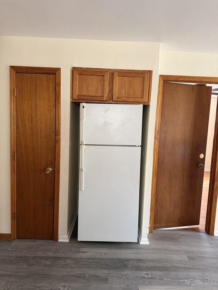 266 Madison Ave - Photo 5 of 12