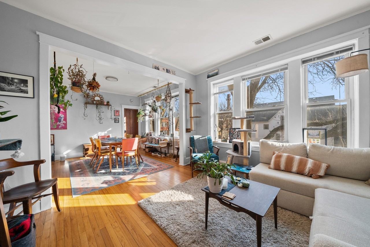 3008 W Cullom Ave Apt 2e - Photo 2 of 16