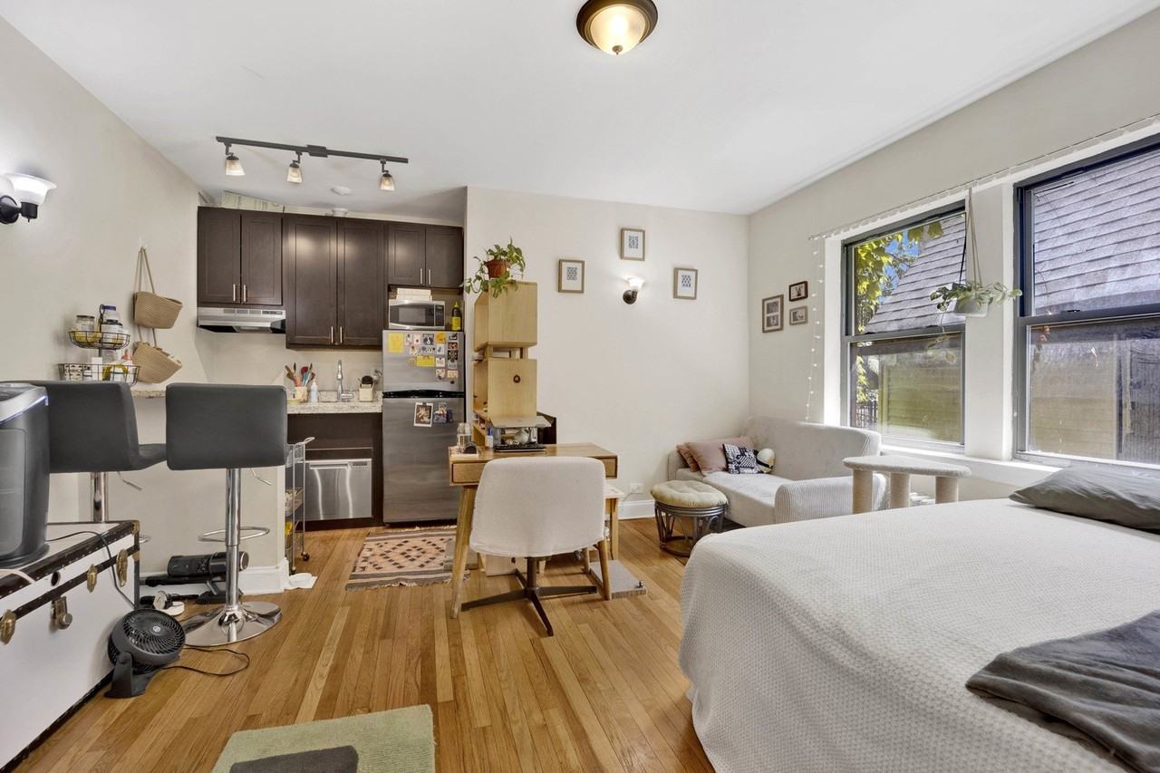 2959 N Damen Ave Apt 3c - Photo 5 of 8