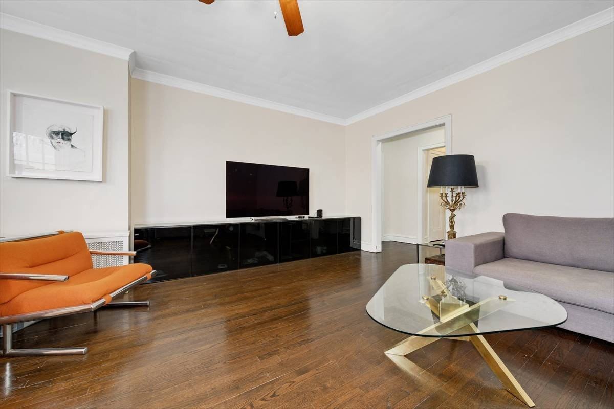 3617 N Sawyer Ave Apt 1 - Photo 6 of 14