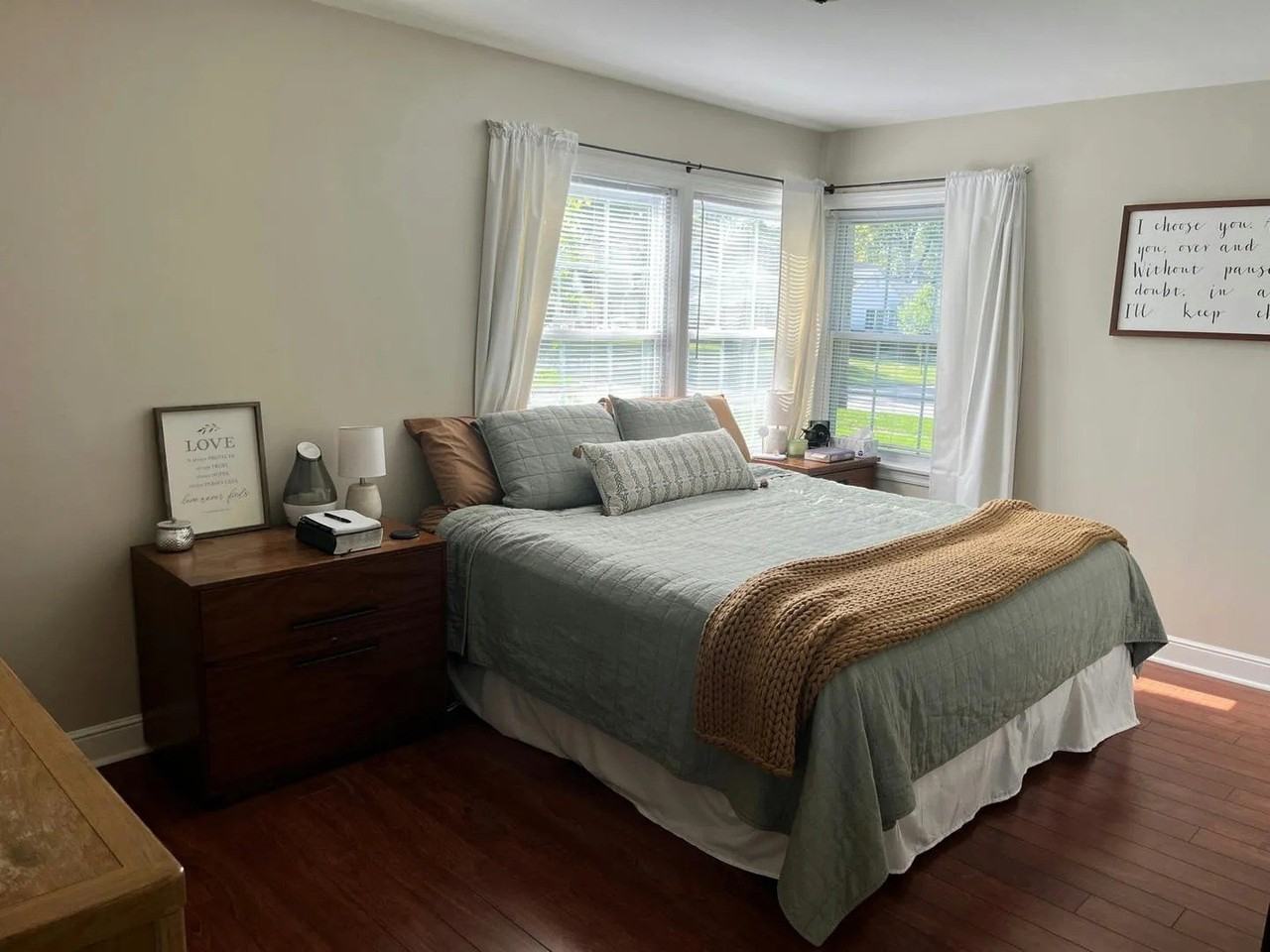 203 E Oak Ave - Photo 5 of 17