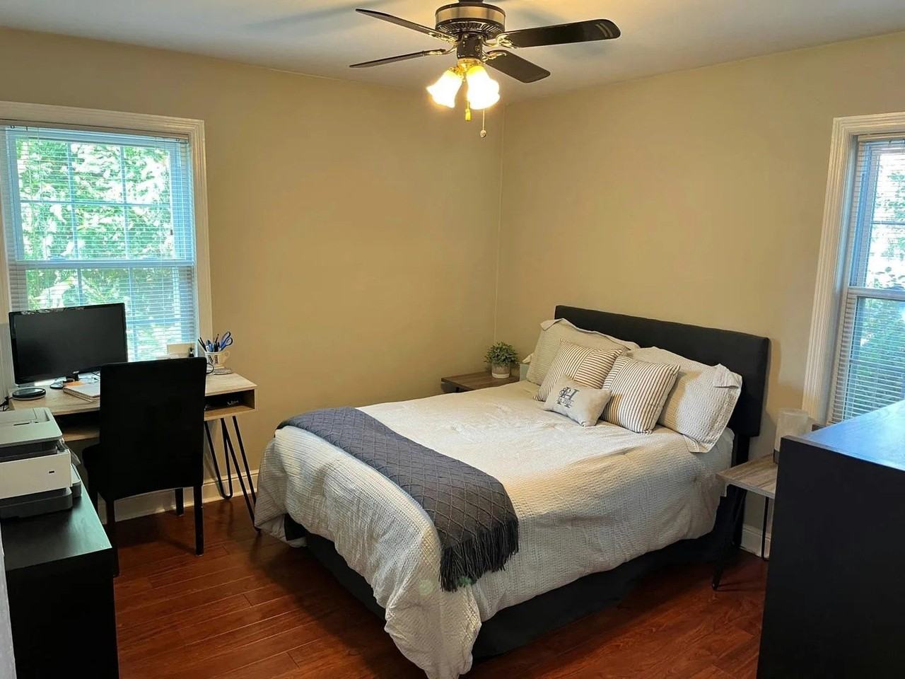 203 E Oak Ave - Photo 6 of 17