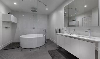 featured image of E Pyle Ave & S Maryland Pkwy