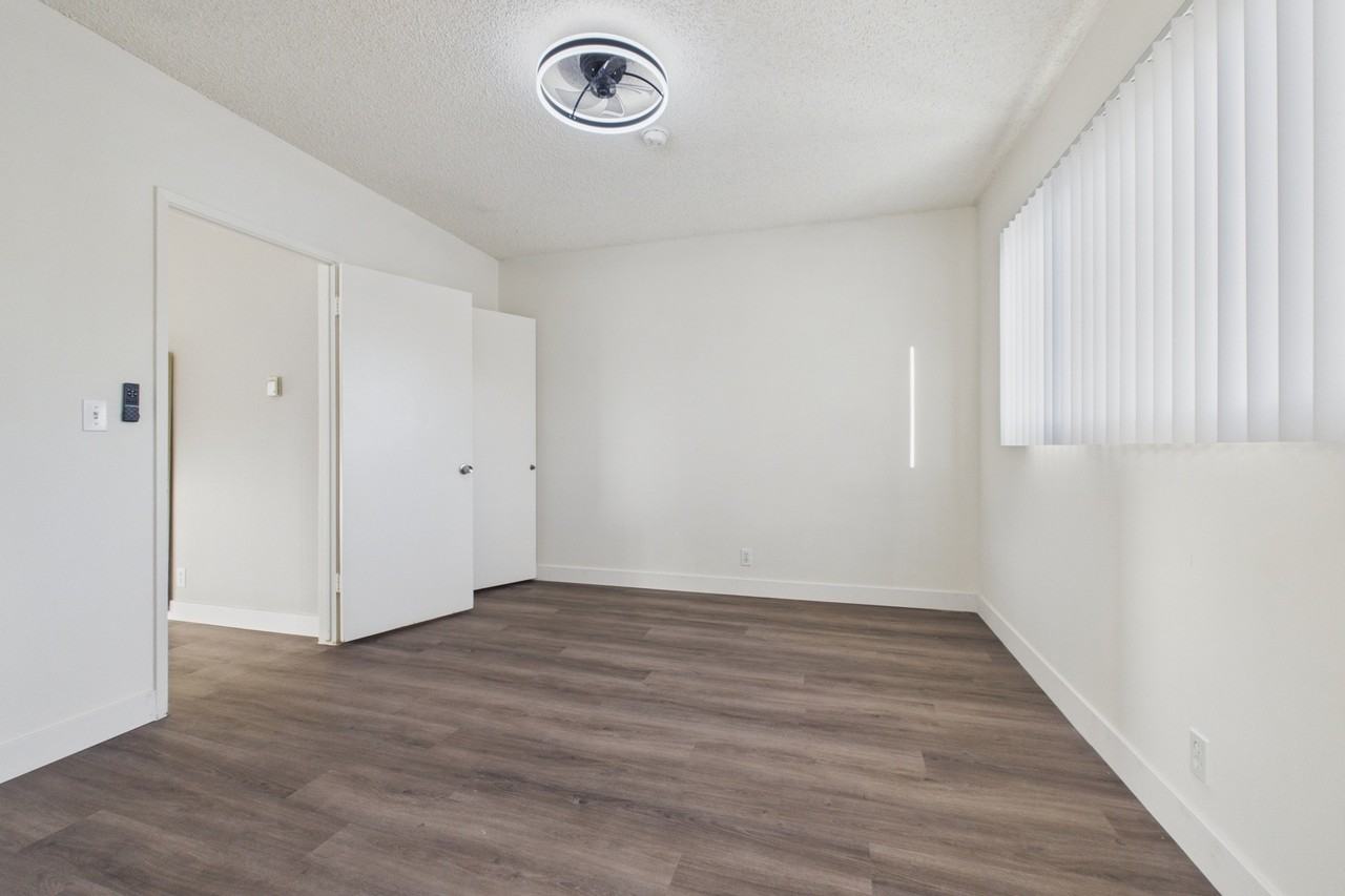 Cedar Court Apartments - Photo 3 of 36