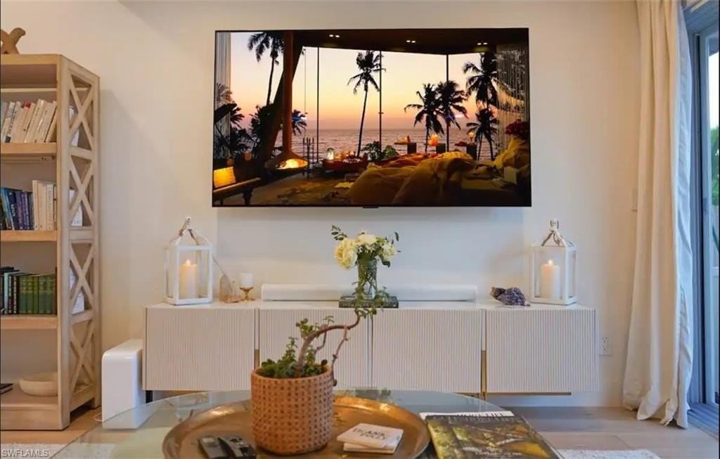 763 102nd Ave N - Photo 2 of 14