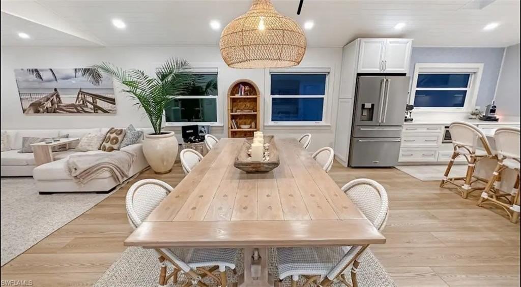 763 102nd Ave N - Photo 4 of 14