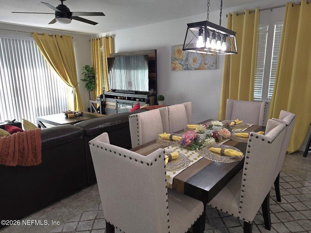 12284 Peanut Ct - Photo 6 of 10