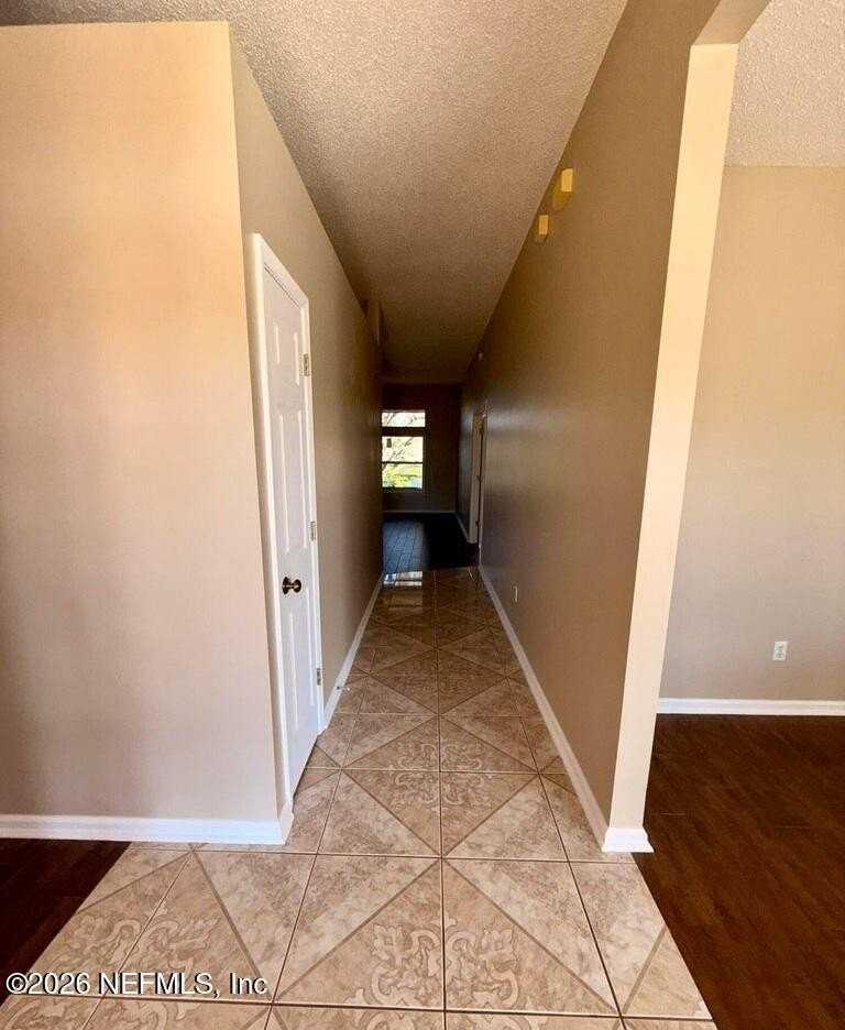 6340 Lake Plantation Dr - Photo 3 of 27