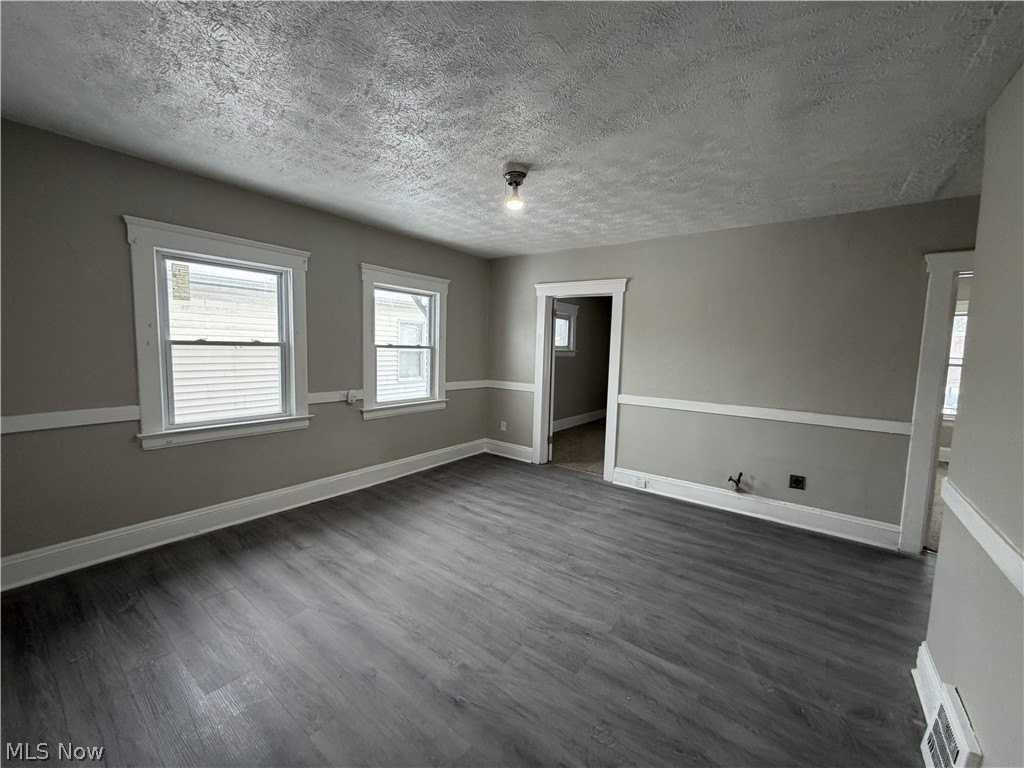 15340 Yorick Ave #3rdFL - Photo 2 of 15