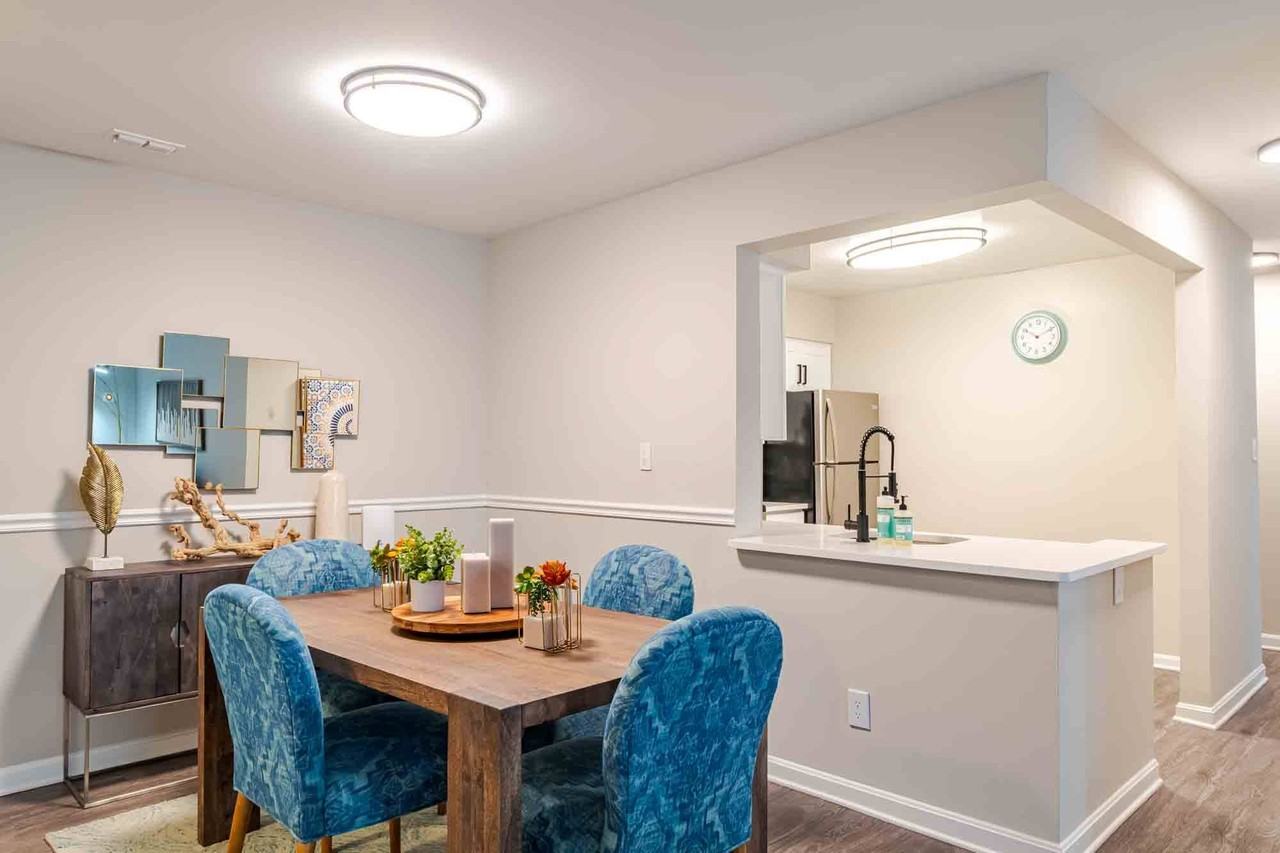 Woodside Apartments - Photo 3 of 19