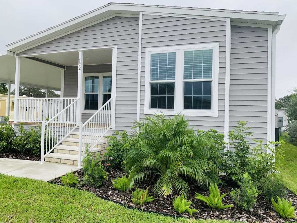 122 S Lake Dr - Photo 3 of 34