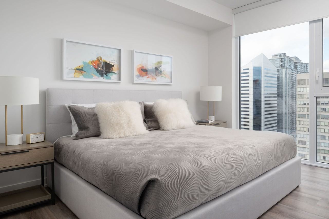 Pivot - Photo 7 of 23