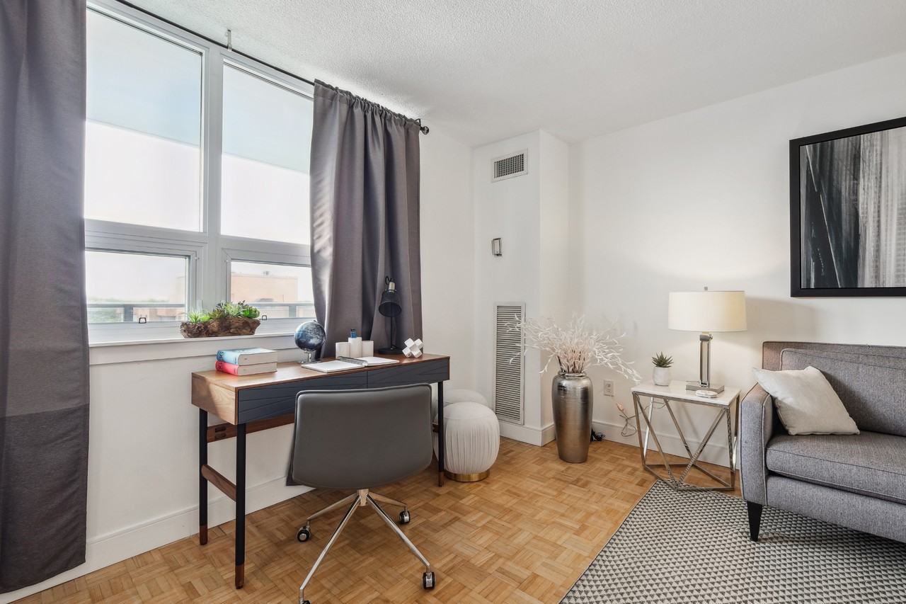 The Residence at Weston - Photo 4 of 16