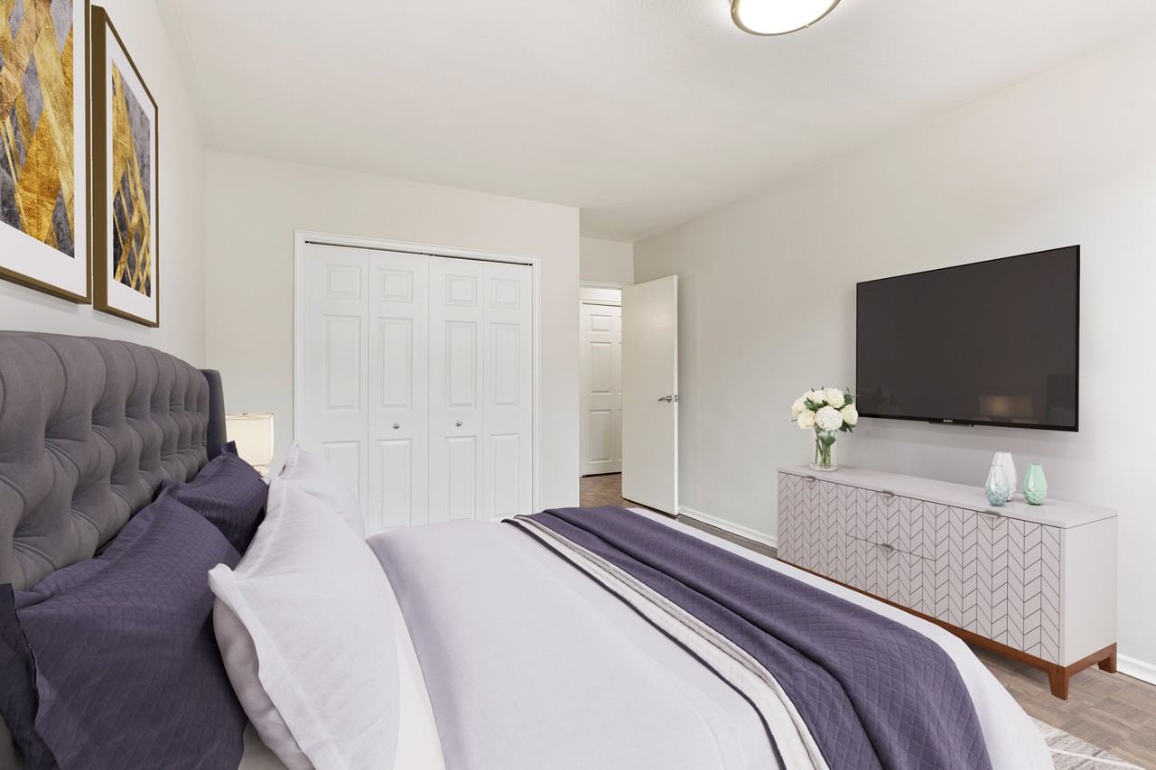 Lynnwood Place - Photo 7 of 11