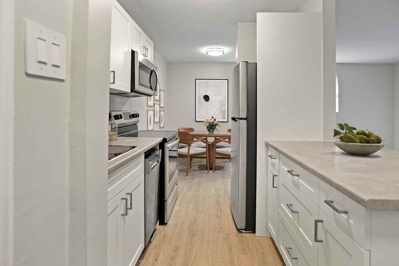 Thamesview Apartments - Photo 6 of 11