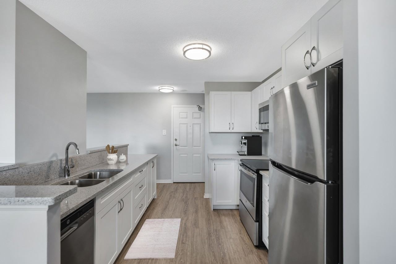 Kingswell Towers - Photo 6 of 27