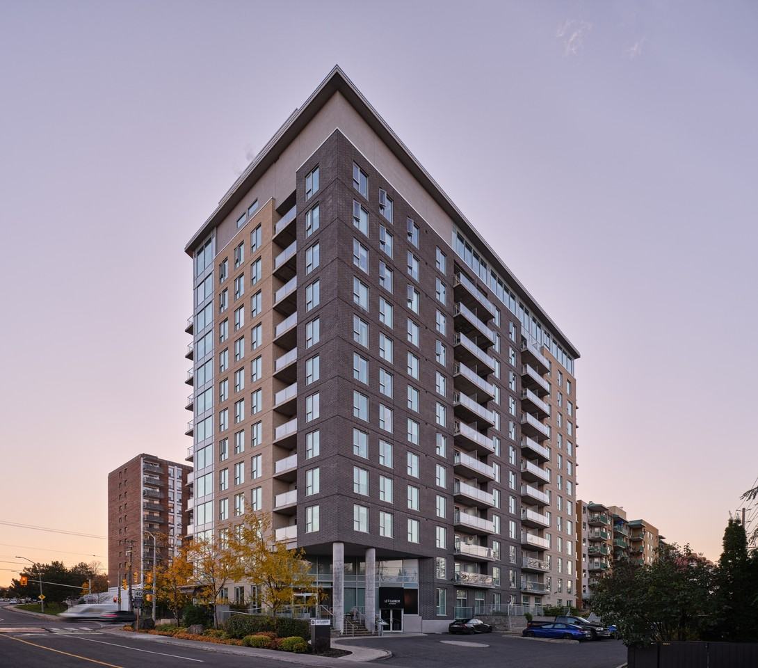 460 St-Laurent by Brigil - Photo 2 of 37