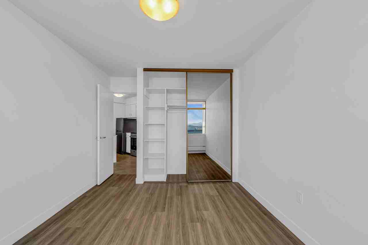 Beach Towers - Photo 7 of 27