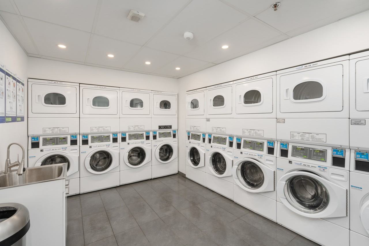 Le 2100 - Photo 7 of 30