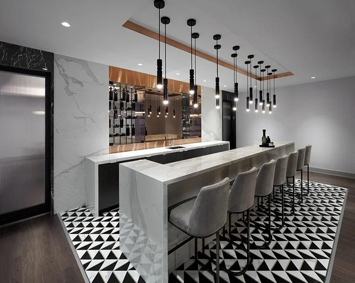 E18HTEEN - Photo 7 of 45