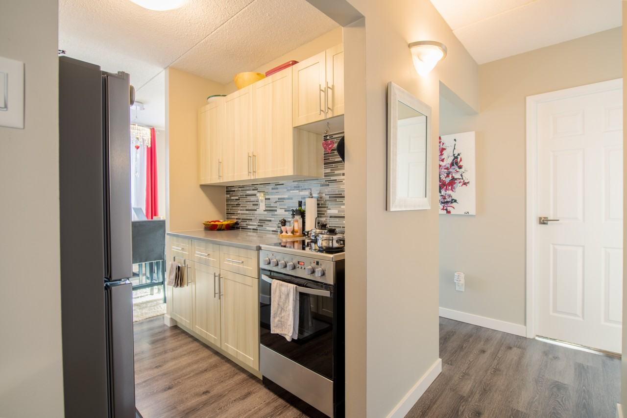 Niakwa Tower - Photo 5 of 29