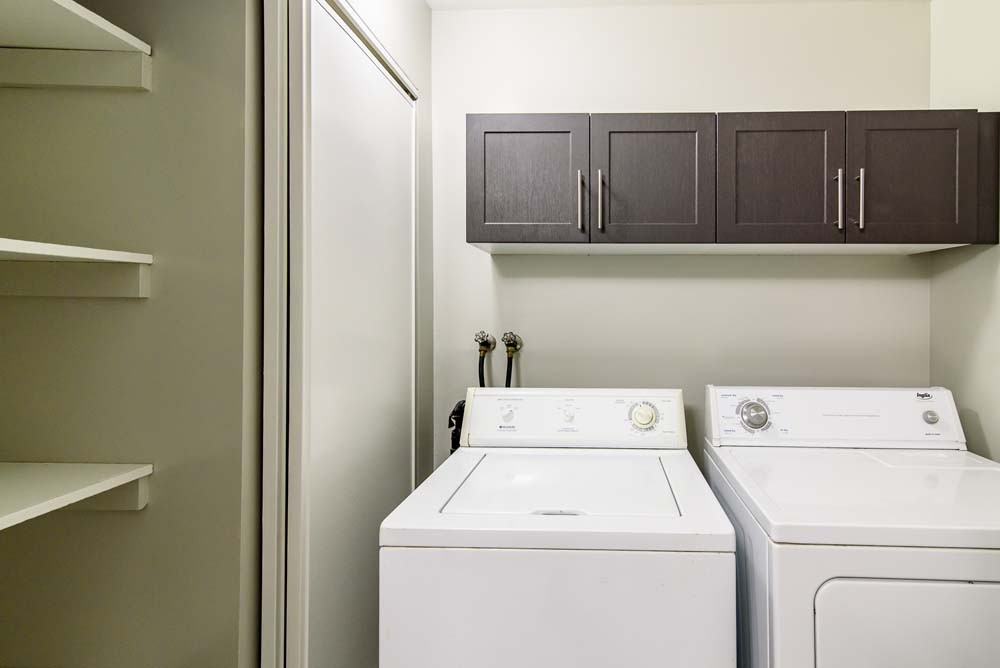 Fairlane Meadows - Photo 6 of 8