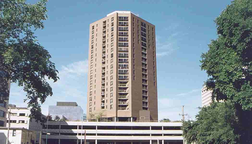 Broadview Manor - Photo 2 of 25