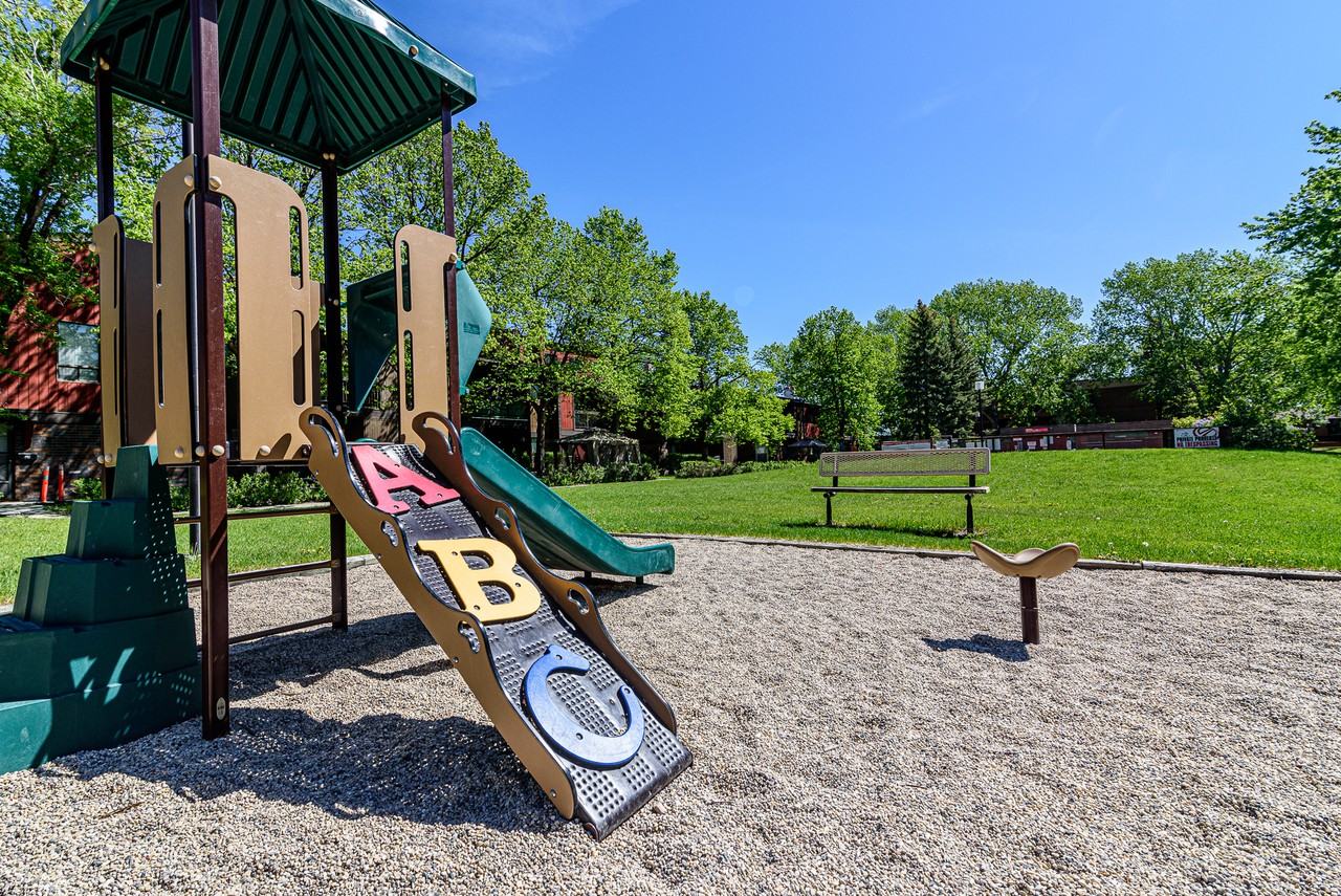 Moray Village Phase III (The Coach Homes) - Photo 3 of 9