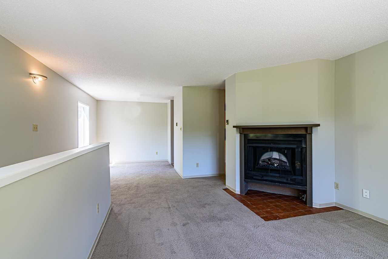 Moray Village Phase III (The Coach Homes) - Photo 6 of 9