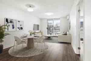 featured image of 135 Ontario St