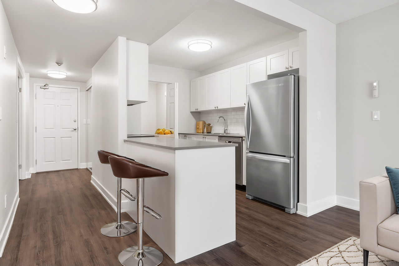 Carruthers Wharf Apartments - Photo 4 of 14