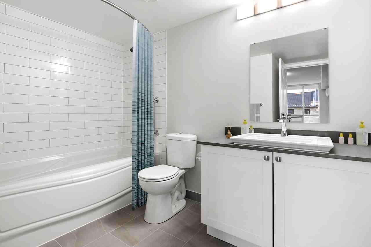 Carruthers Wharf Apartments - Photo 5 of 14