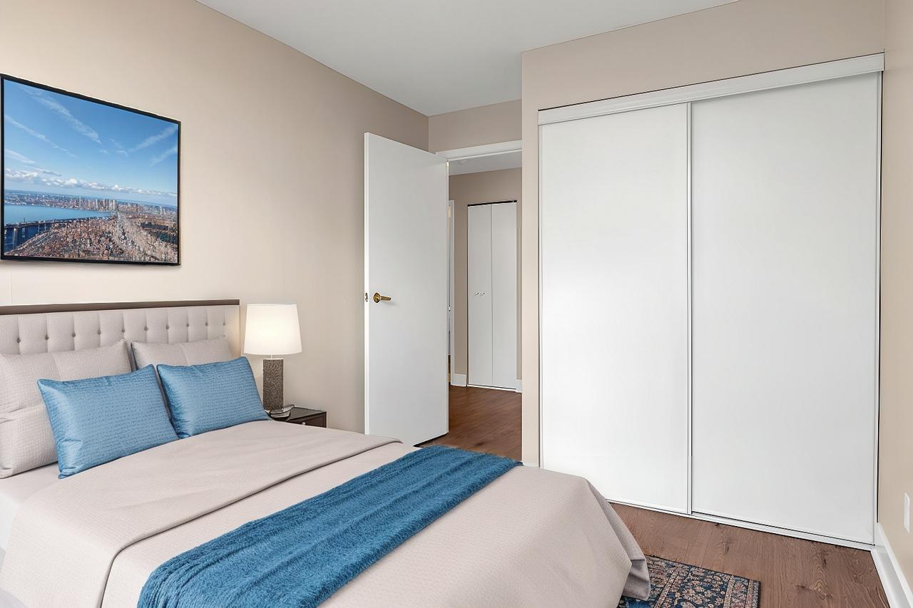 Victoria - Photo 7 of 15