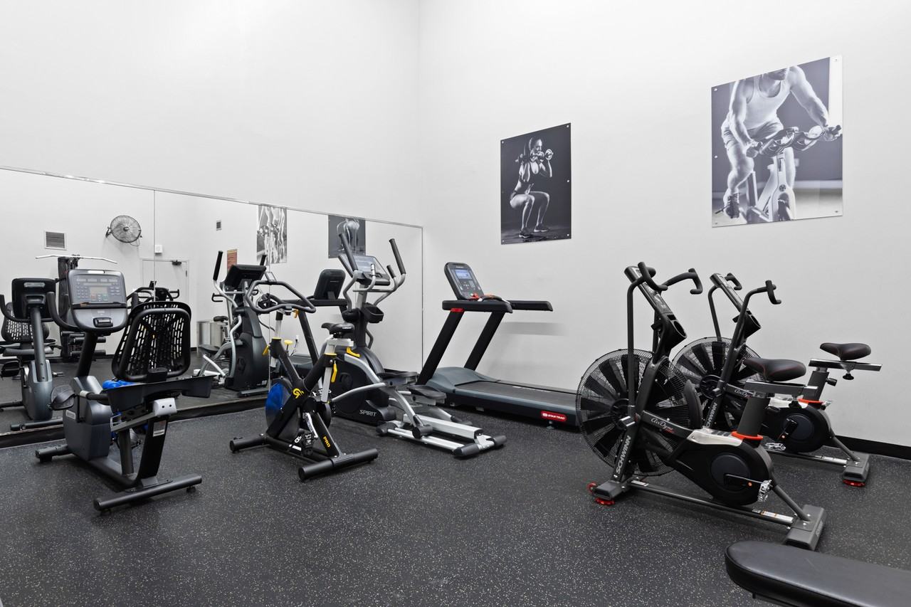 William Mosgrove Tower - Photo 7 of 14