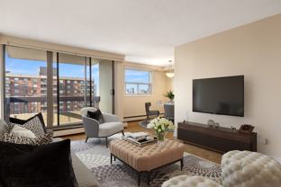 The Lamplighter - Photo 1 of 1