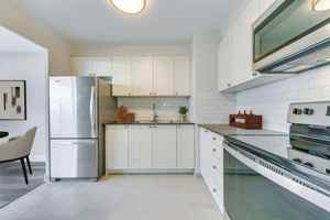 featured image of 199 Queen Mary Dr