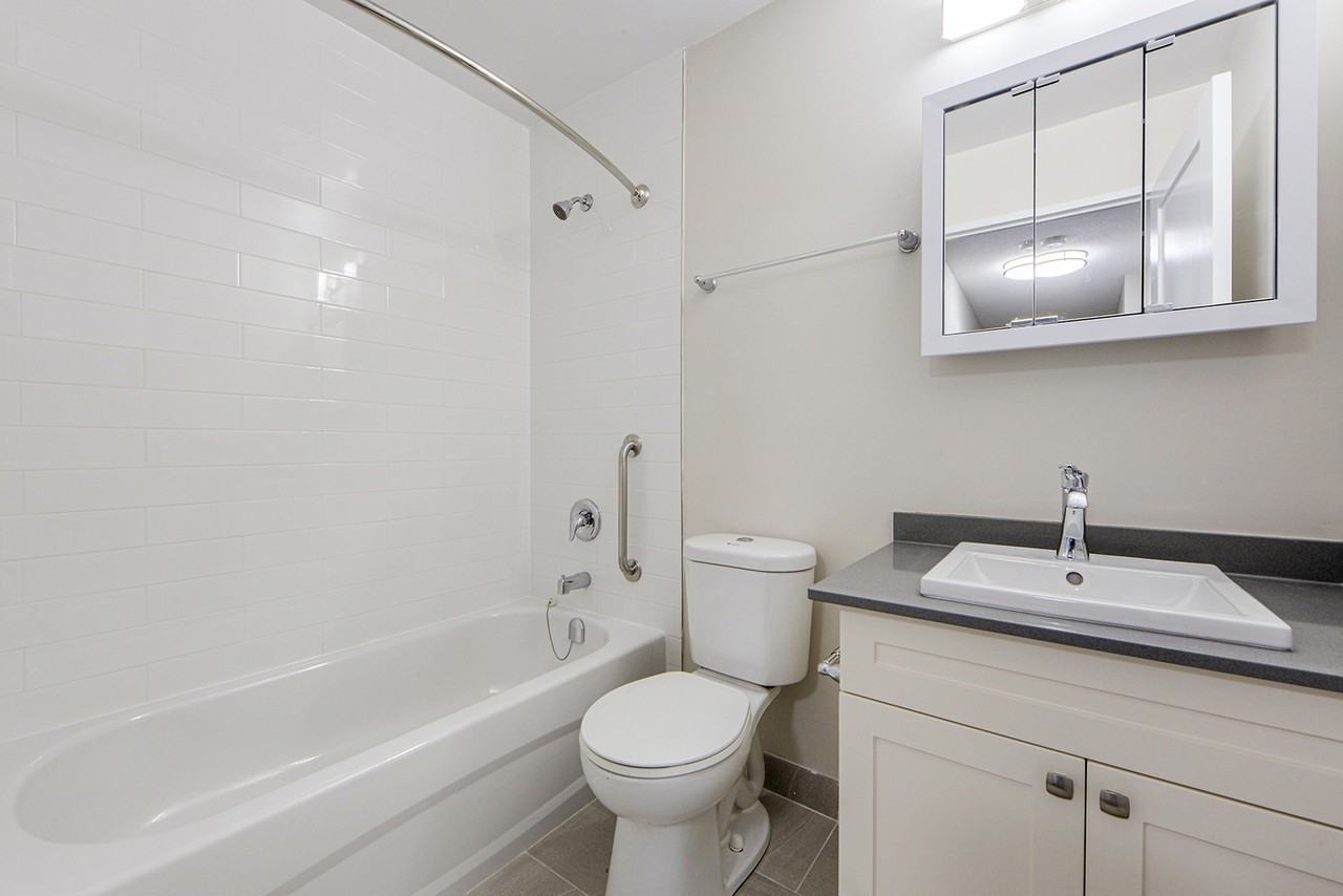 Trafalgar Square - Photo 5 of 11