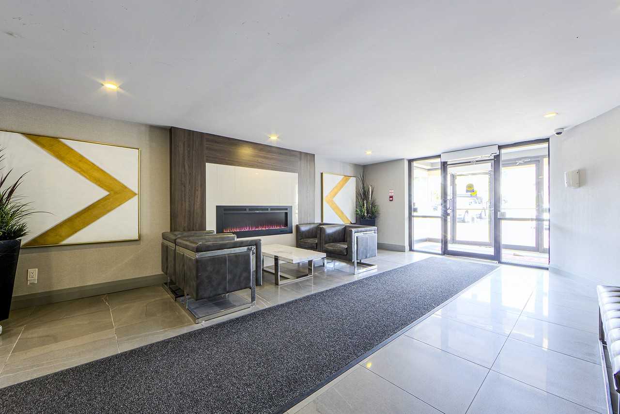 Trafalgar Square - Photo 7 of 11