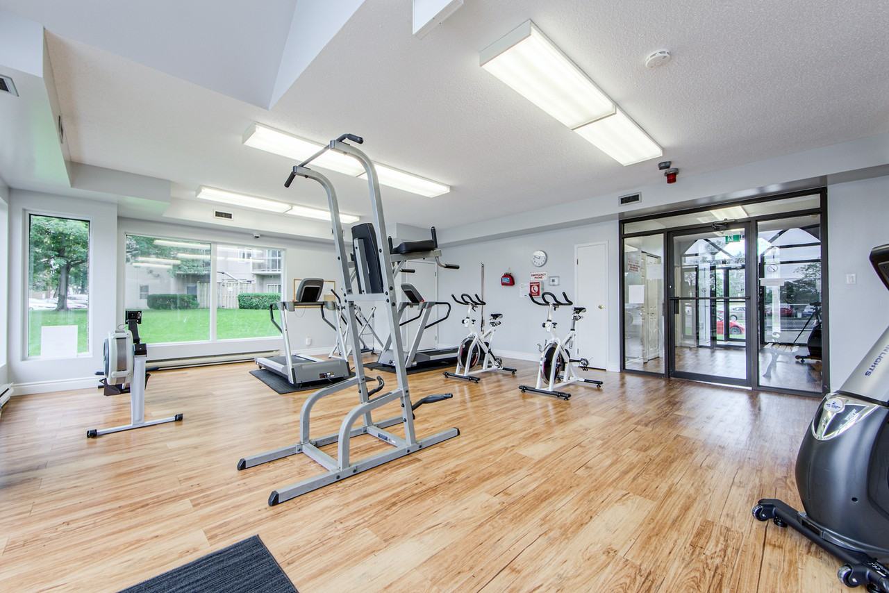 Roseland Place - Photo 7 of 13