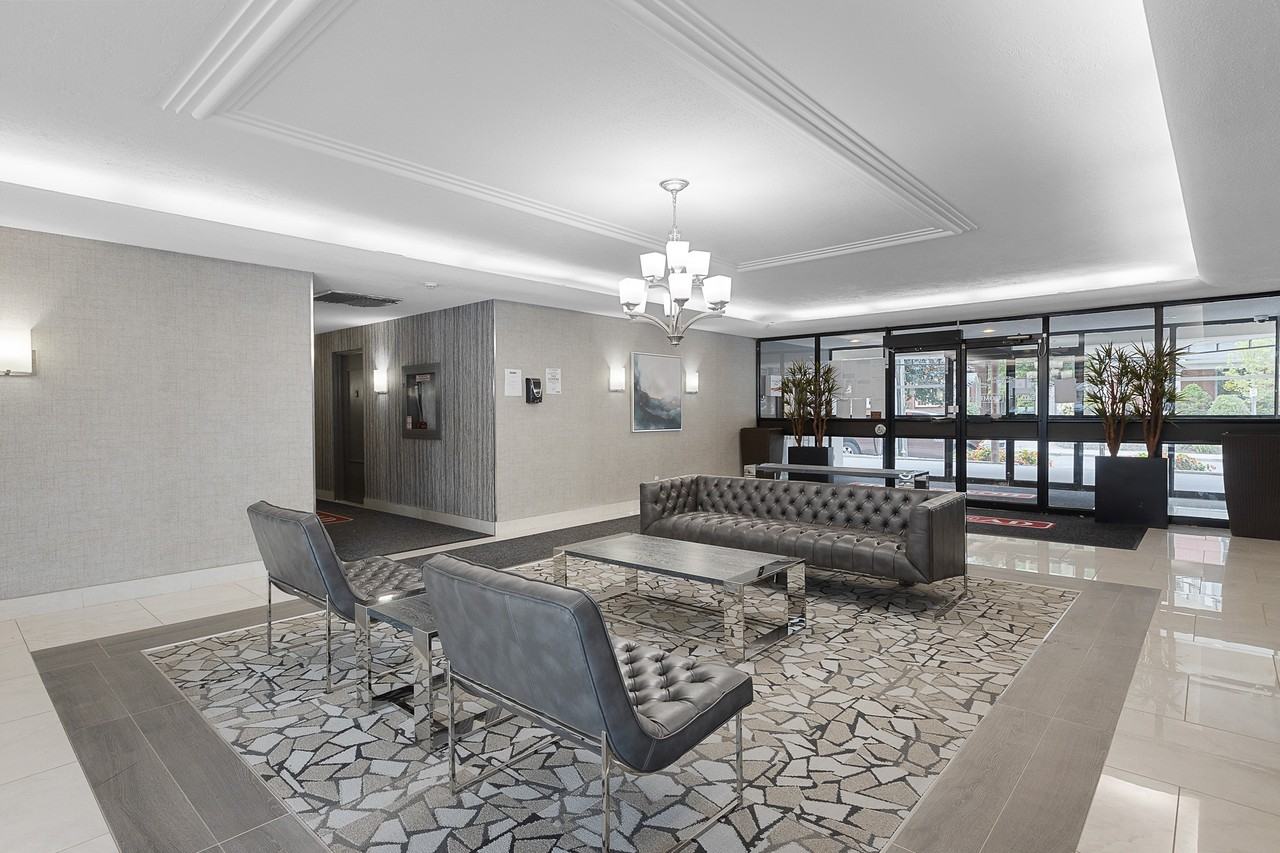 Roxborough Apartments - Photo 5 of 9