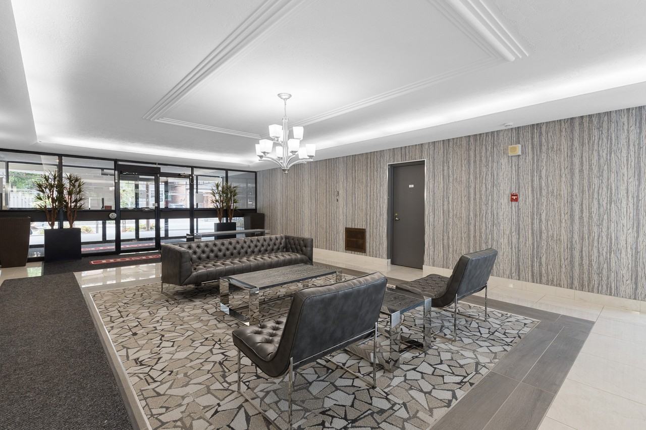 Roxborough Apartments - Photo 6 of 9