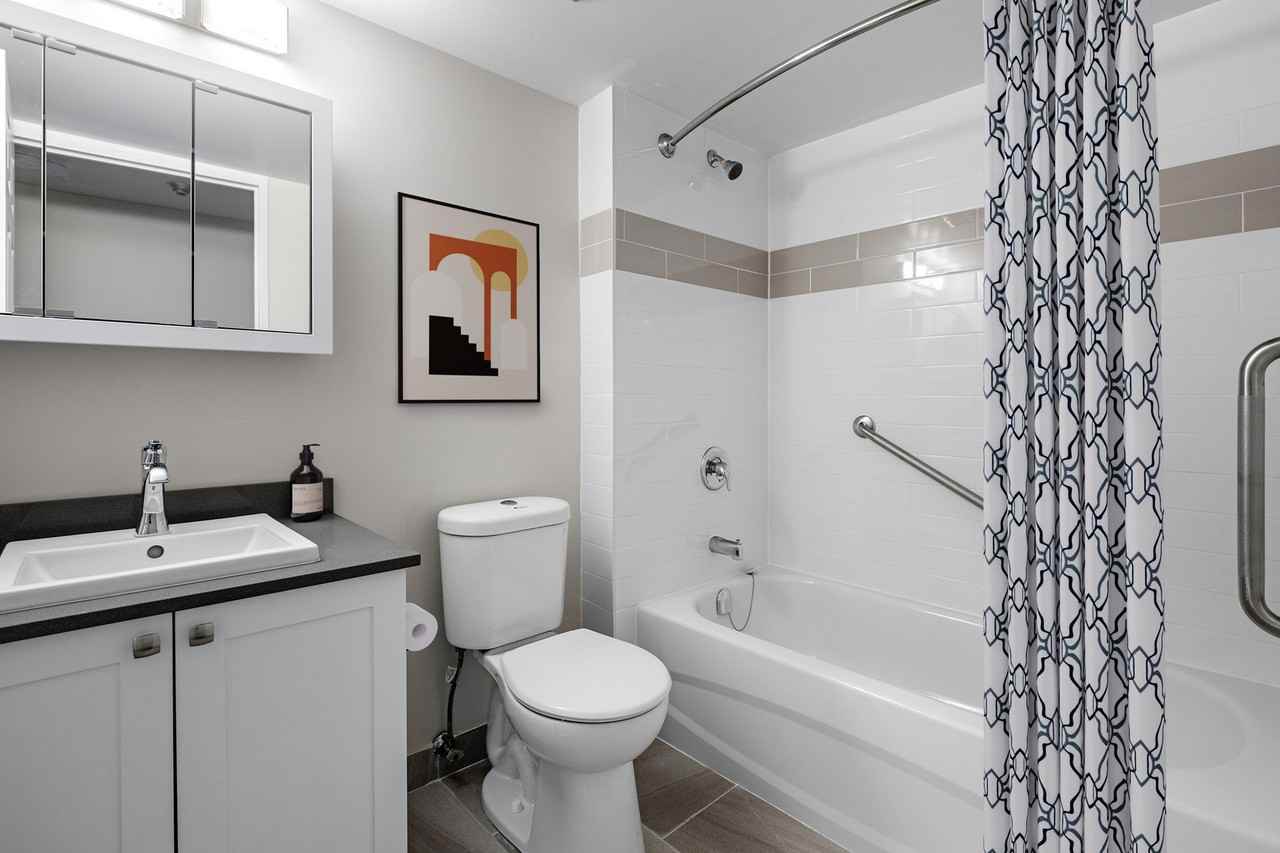 Windfields III - Photo 4 of 9