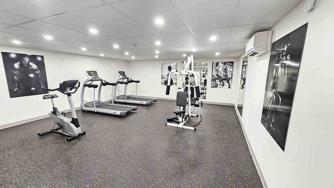 Phoenix Apartments - Photo 7 of 12