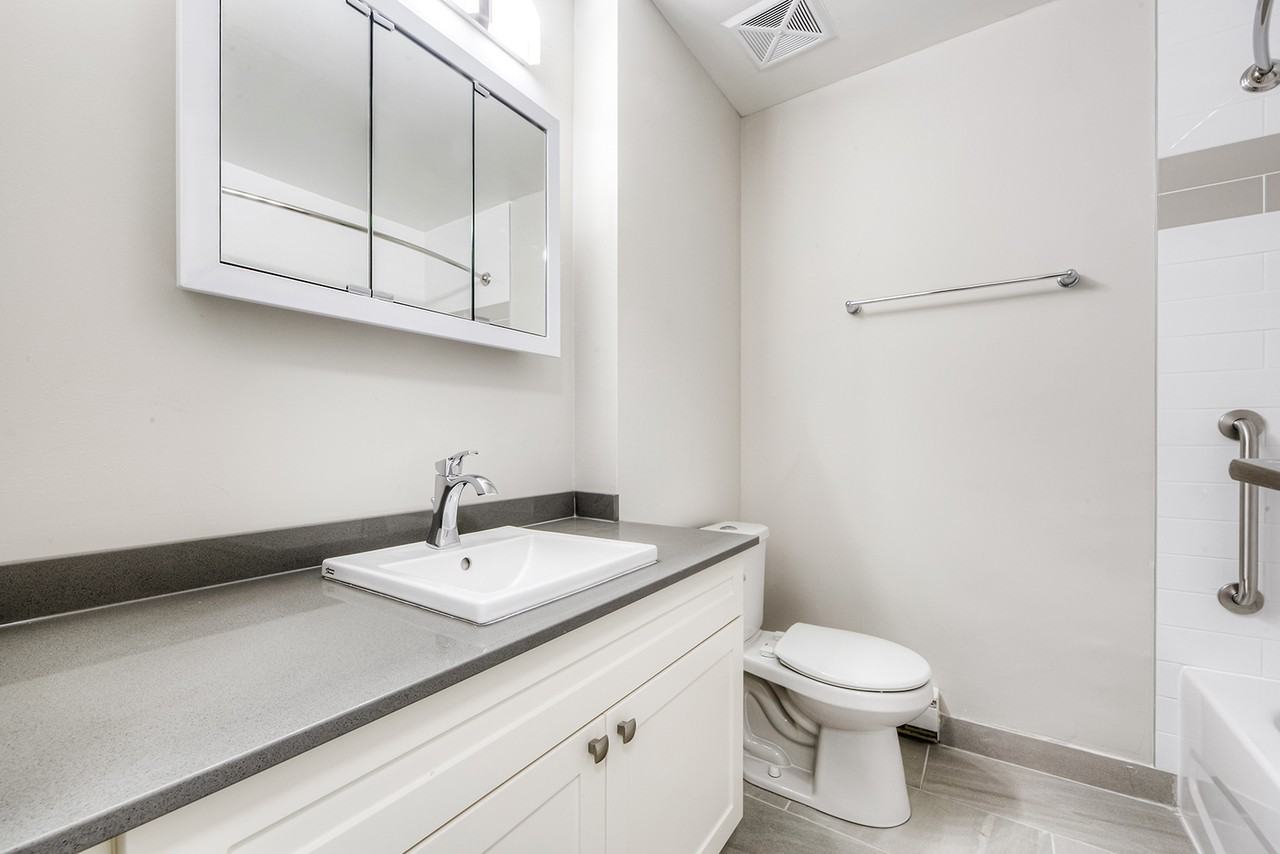 Talisman Square - Photo 4 of 15