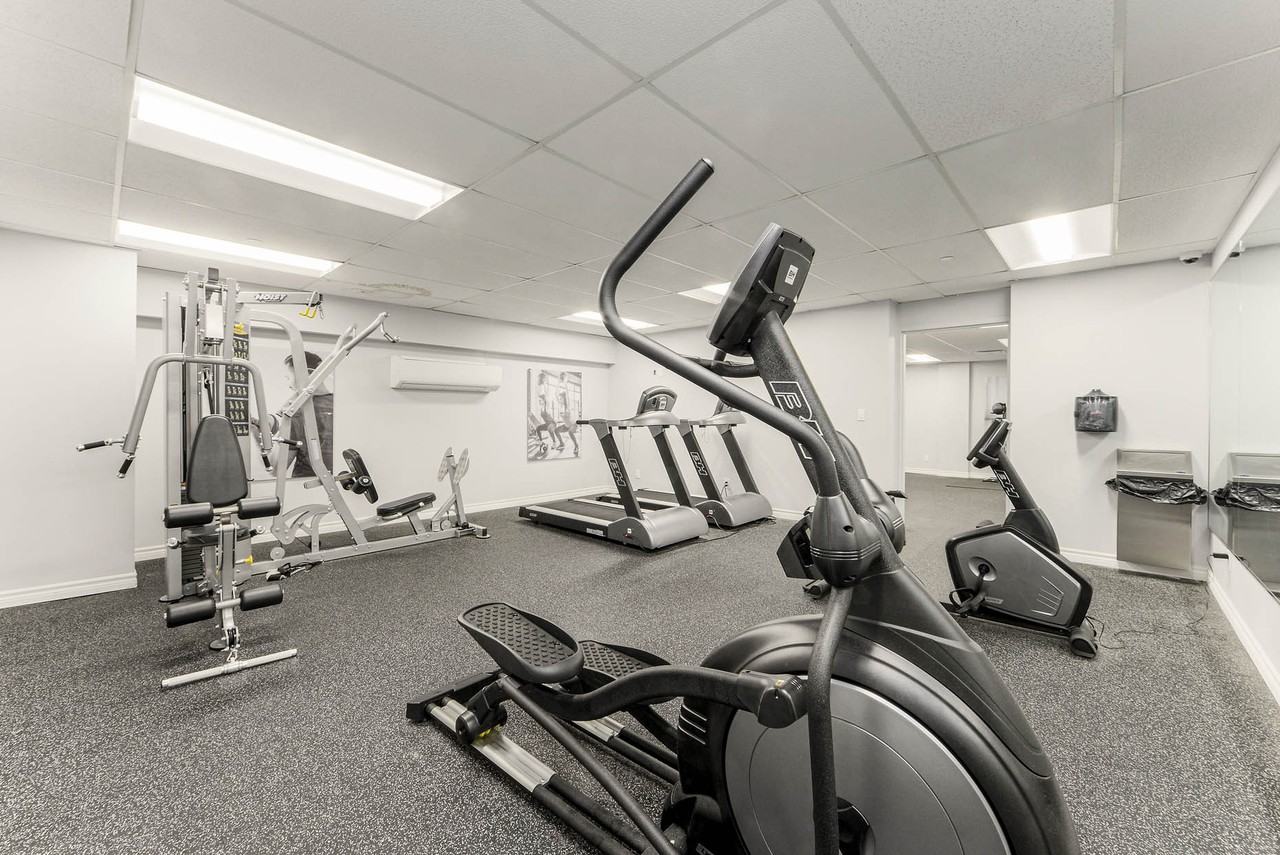 Windjammer Apartments I & II - Photo 7 of 14