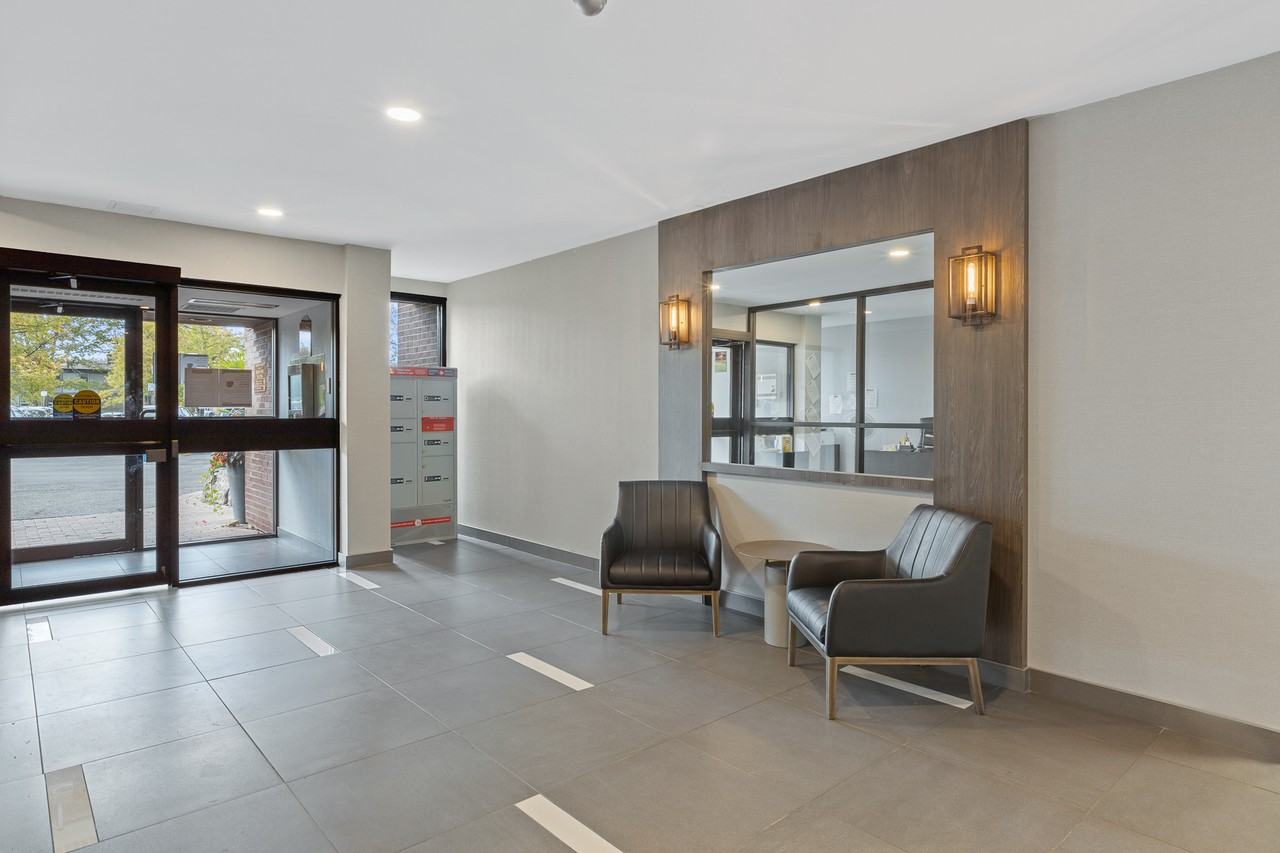 Willowbrook Apartments - Photo 6 of 11