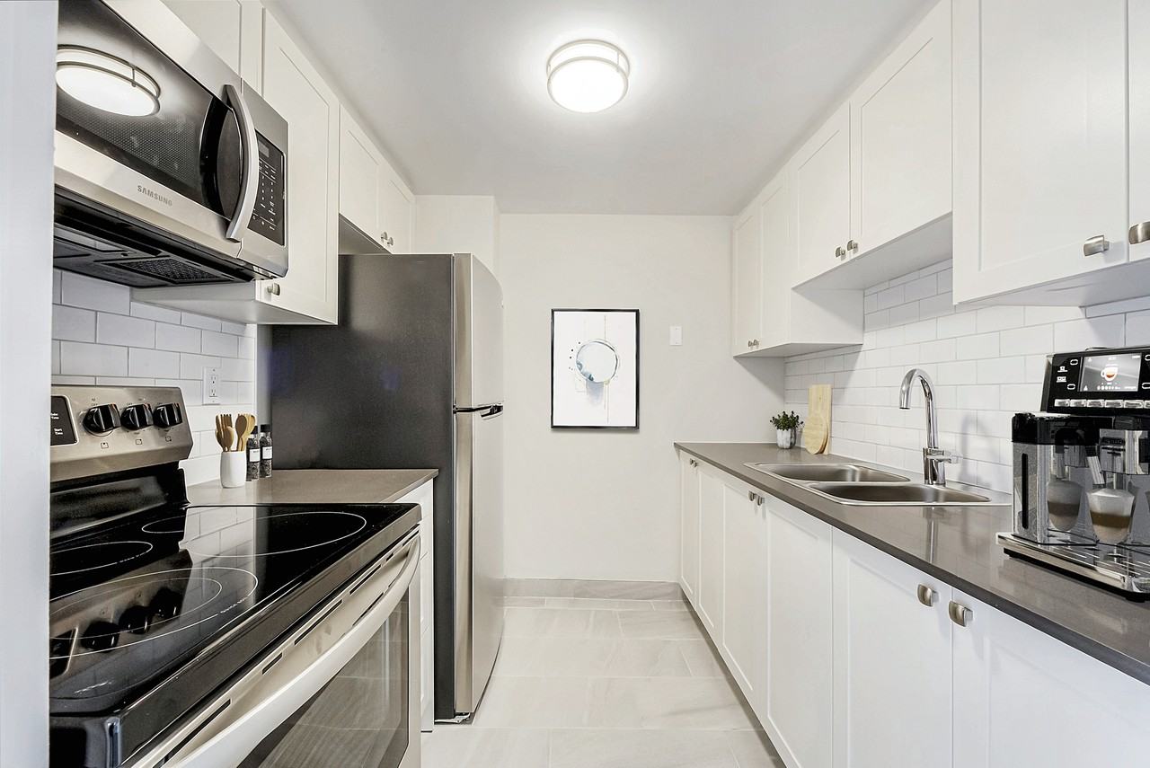 The Devonshire - Photo 2 of 9