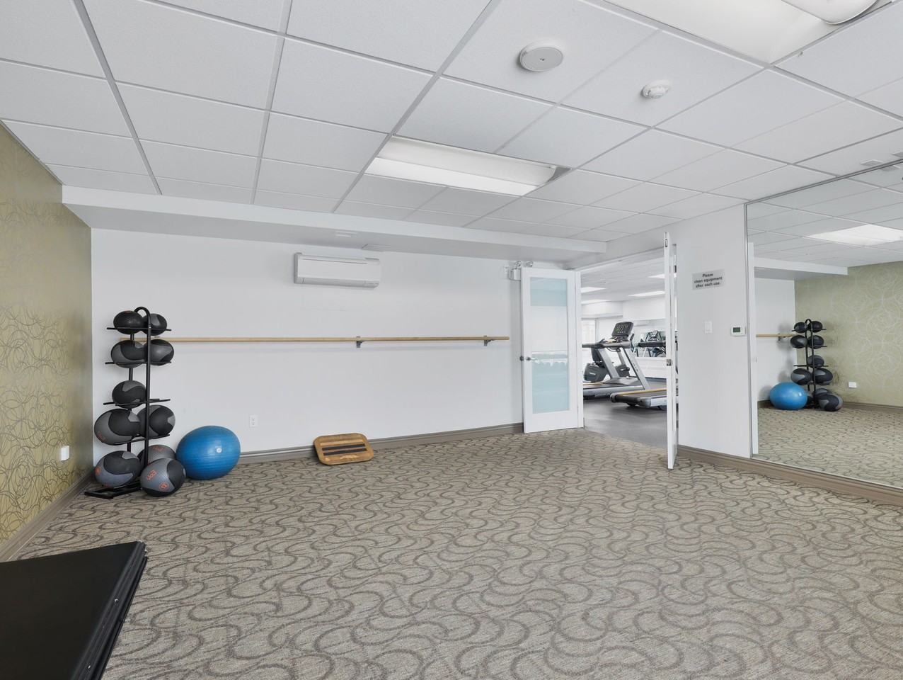 Grosvenor Estates - Photo 5 of 18