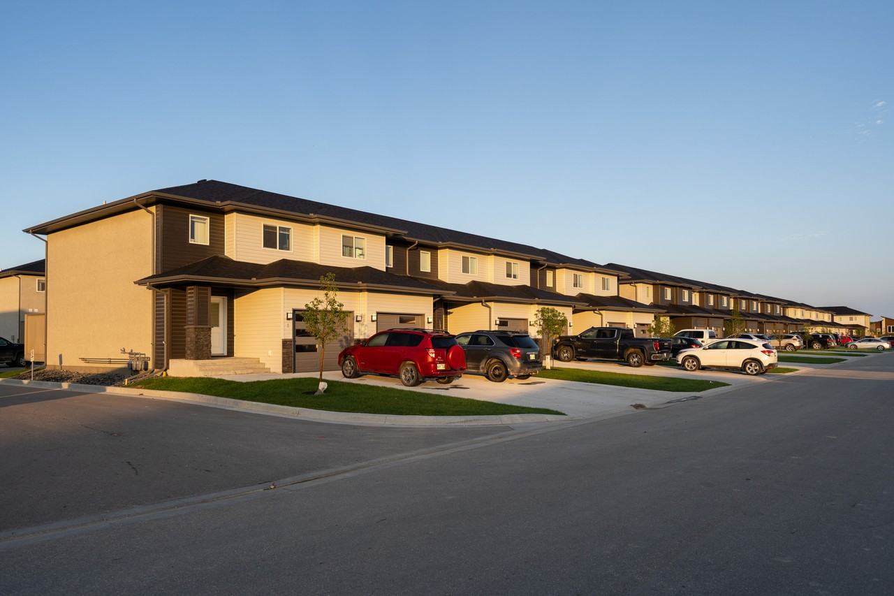 Steeltown Point - Photo 4 of 40